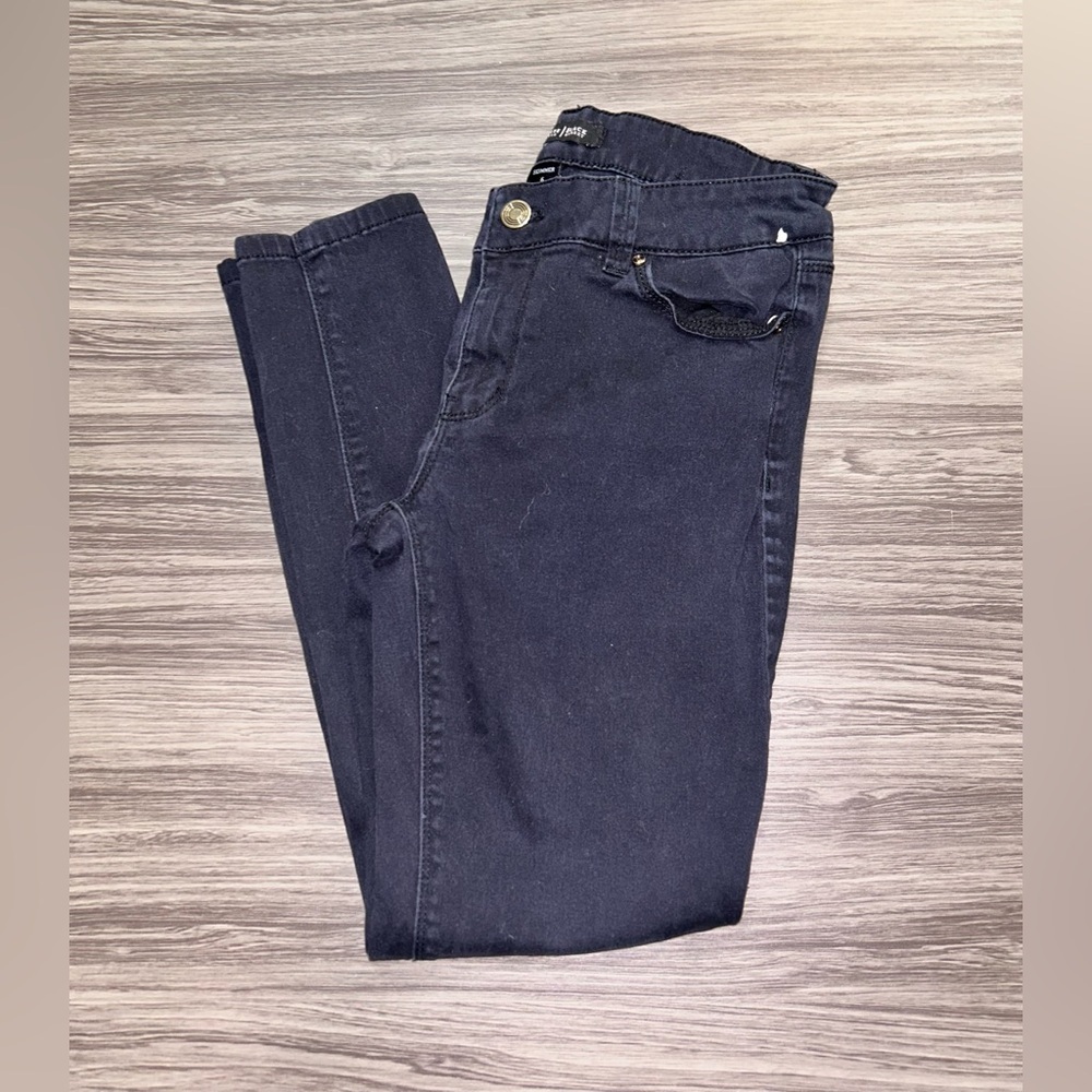 White House Black Market Black Skimmer Jeans Size 6